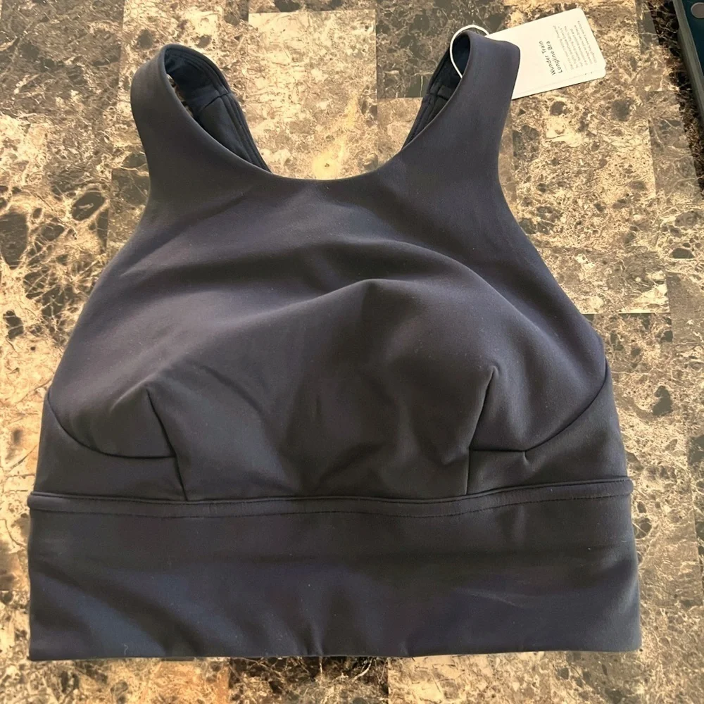 LULULEMON WUNDER TRAIN LL BRA SIZE 4 NWT BLACK COLOR NWT
